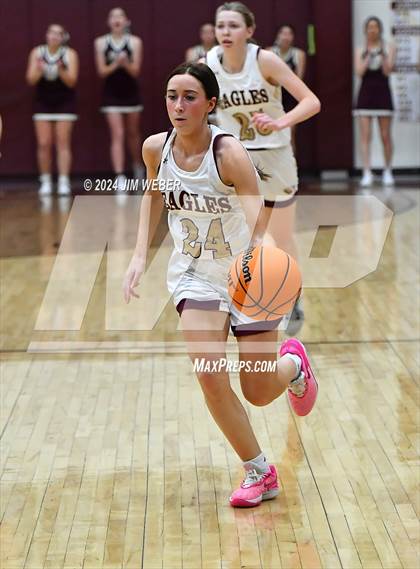 Thumbnail 3 in Quinton vs Warner (Warner Eagle Classic) photogallery.