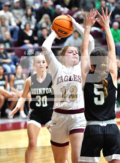 Thumbnail 3 in Quinton vs Warner (Warner Eagle Classic) photogallery.