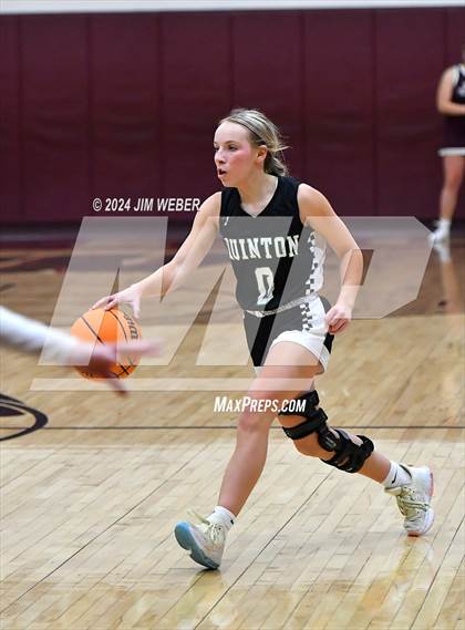 Thumbnail 3 in Quinton vs Warner (Warner Eagle Classic) photogallery.