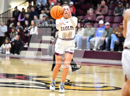 Thumbnail 2 in Quinton vs Warner (Warner Eagle Classic) photogallery.