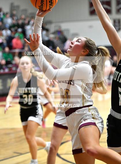 Thumbnail 1 in Quinton vs Warner (Warner Eagle Classic) photogallery.