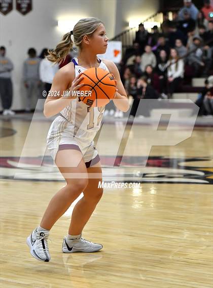 Thumbnail 3 in Quinton vs Warner (Warner Eagle Classic) photogallery.
