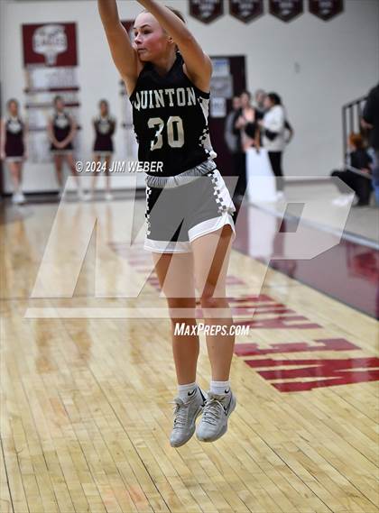 Thumbnail 2 in Quinton vs Warner (Warner Eagle Classic) photogallery.