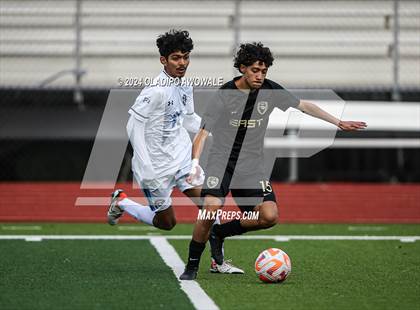 Thumbnail 1 in Wylie East vs. Plano East photogallery.