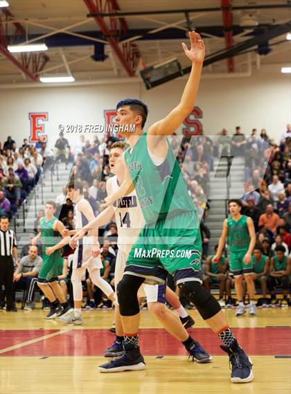 Thumbnail 1 in South County vs. Battlefield (VHSL Class 6 Semifinal) photogallery.