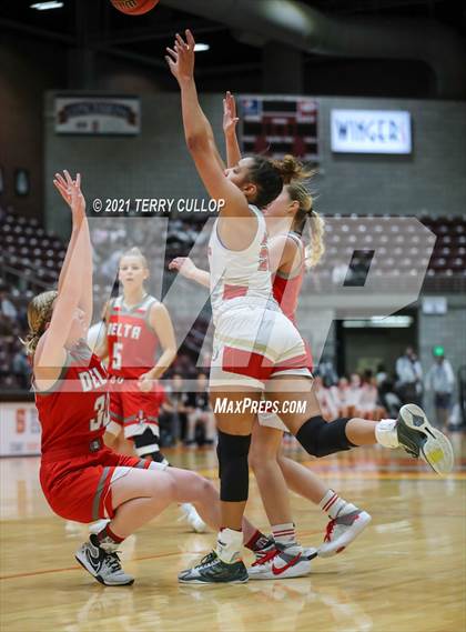 Thumbnail 3 in Delta vs. Judge Memorial (UHSAA 3A Consolation Semifinal) photogallery.