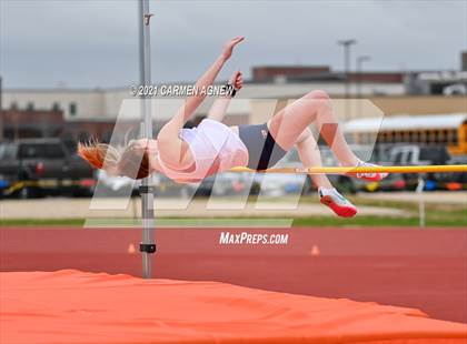 Thumbnail 1 in Bridgeland High School Invitational photogallery.