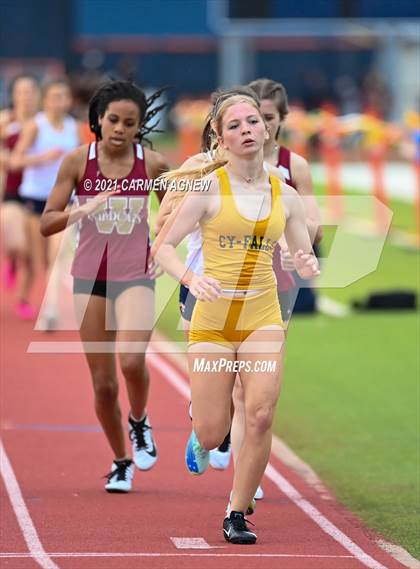 Thumbnail 1 in Bridgeland High School Invitational photogallery.