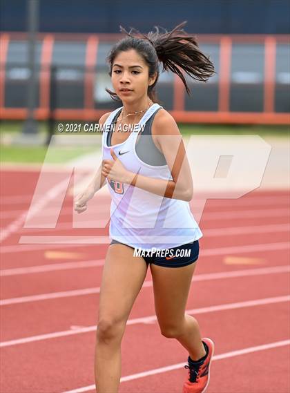 Thumbnail 3 in Bridgeland High School Invitational photogallery.