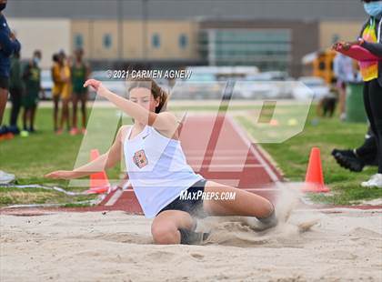 Thumbnail 2 in Bridgeland High School Invitational photogallery.