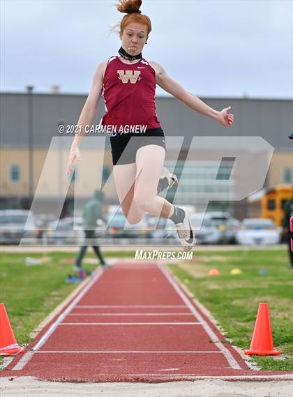 Thumbnail 1 in Bridgeland High School Invitational photogallery.