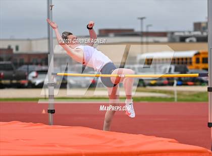 Thumbnail 3 in Bridgeland High School Invitational photogallery.
