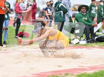 Thumbnail 2 in Bridgeland High School Invitational photogallery.