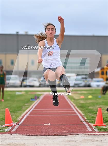 Thumbnail 1 in Bridgeland High School Invitational photogallery.