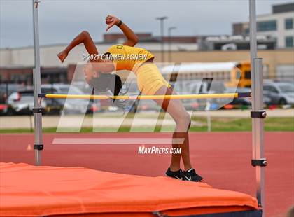 Thumbnail 1 in Bridgeland High School Invitational photogallery.