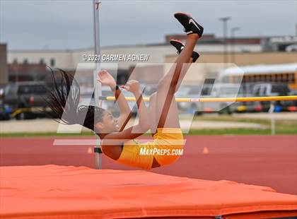Thumbnail 3 in Bridgeland High School Invitational photogallery.