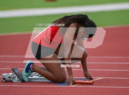 Thumbnail 3 in Bridgeland High School Invitational photogallery.