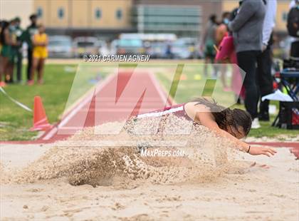 Thumbnail 1 in Bridgeland High School Invitational photogallery.
