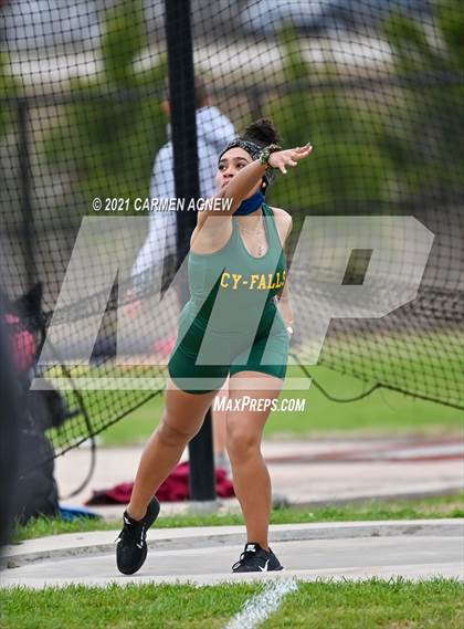 Thumbnail 1 in Bridgeland High School Invitational photogallery.