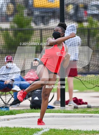 Thumbnail 1 in Bridgeland High School Invitational photogallery.