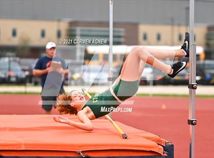Thumbnail 2 in Bridgeland High School Invitational photogallery.