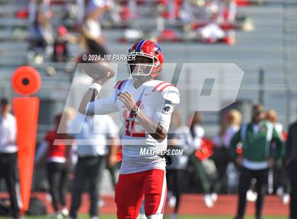 Thumbnail 1 in The Woodlands vs. Duncanville (UIL 6A D1 Football Regional Playoff) photogallery.