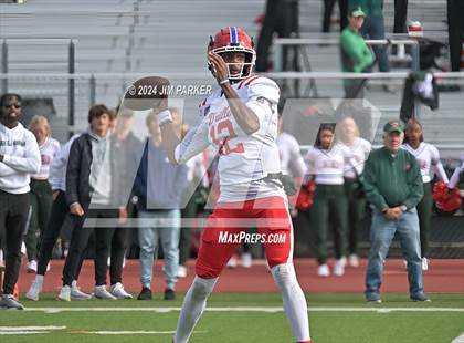 Thumbnail 2 in The Woodlands vs. Duncanville (UIL 6A D1 Football Regional Playoff) photogallery.