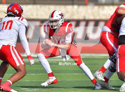 Thumbnail 2 in The Woodlands vs. Duncanville (UIL 6A D1 Football Regional Playoff) photogallery.