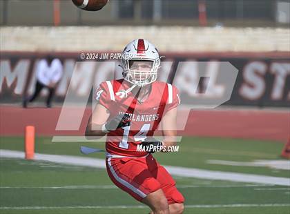 Thumbnail 3 in The Woodlands vs. Duncanville (UIL 6A D1 Football Regional Playoff) photogallery.