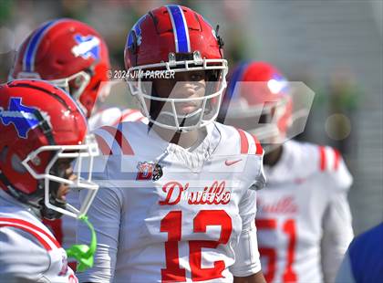 Thumbnail 2 in The Woodlands vs. Duncanville (UIL 6A D1 Football Regional Playoff) photogallery.