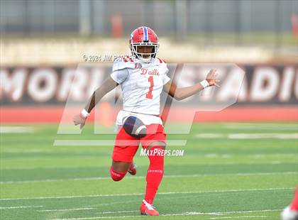 Thumbnail 1 in The Woodlands vs. Duncanville (UIL 6A D1 Football Regional Playoff) photogallery.