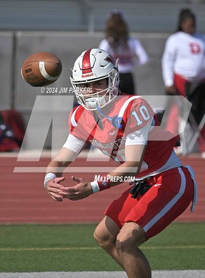 Thumbnail 2 in The Woodlands vs. Duncanville (UIL 6A D1 Football Regional Playoff) photogallery.