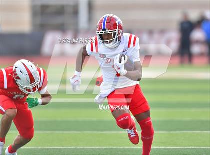 Thumbnail 3 in The Woodlands vs. Duncanville (UIL 6A D1 Football Regional Playoff) photogallery.