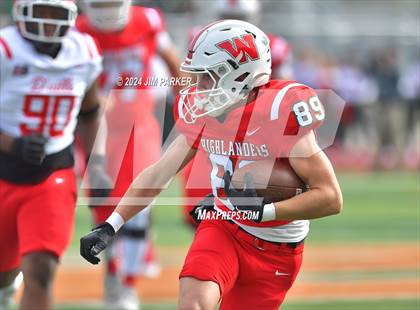 Thumbnail 3 in The Woodlands vs. Duncanville (UIL 6A D1 Football Regional Playoff) photogallery.