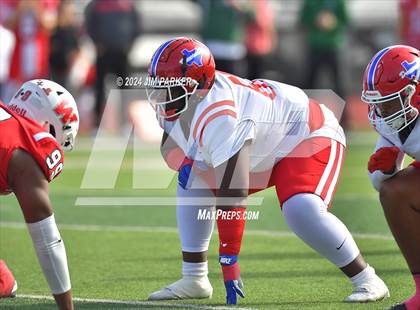 Thumbnail 1 in The Woodlands vs. Duncanville (UIL 6A D1 Football Regional Playoff) photogallery.