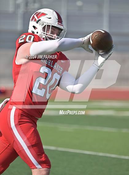 Thumbnail 2 in The Woodlands vs. Duncanville (UIL 6A D1 Football Regional Playoff) photogallery.