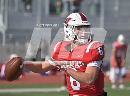 Thumbnail 2 in The Woodlands vs. Duncanville (UIL 6A D1 Football Regional Playoff) photogallery.