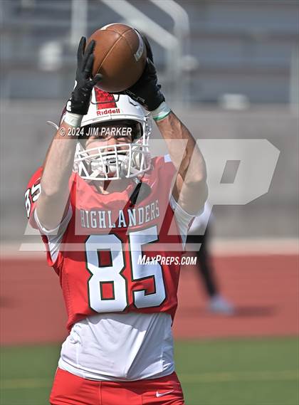 Thumbnail 2 in The Woodlands vs. Duncanville (UIL 6A D1 Football Regional Playoff) photogallery.