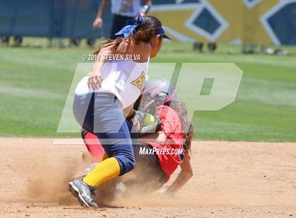 Thumbnail 3 in Canyon Crest Academy vs. High Tech Chula Vista (CIF SDS D4 Final) photogallery.