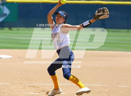 Thumbnail 2 in Canyon Crest Academy vs. High Tech Chula Vista (CIF SDS D4 Final) photogallery.