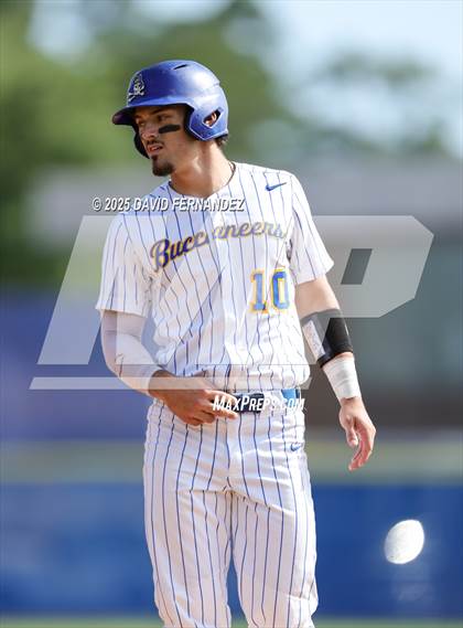 Thumbnail 3 in Corinth Holders @ Laney (NCHSAA 4A East Regional Championship - Final) photogallery.