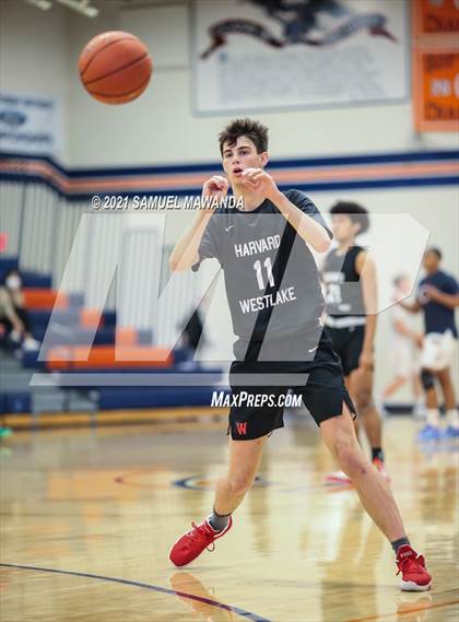 Thumbnail 3 in   Harvard-Westlake @ Chaminade photogallery.