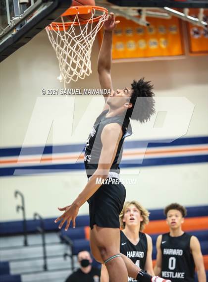 Thumbnail 1 in   Harvard-Westlake @ Chaminade photogallery.