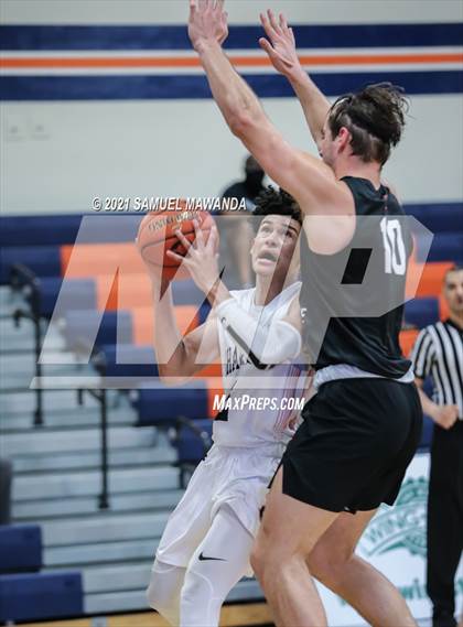 Thumbnail 1 in   Harvard-Westlake @ Chaminade photogallery.