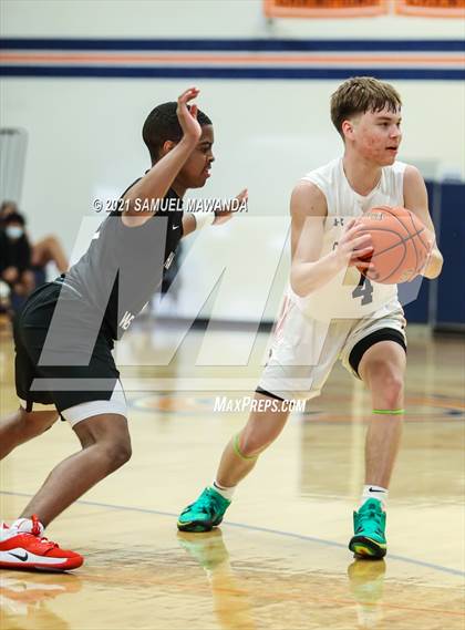 Thumbnail 1 in   Harvard-Westlake @ Chaminade photogallery.