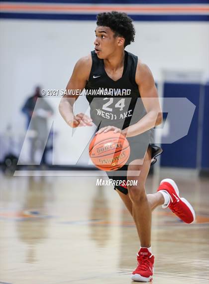 Thumbnail 3 in   Harvard-Westlake @ Chaminade photogallery.