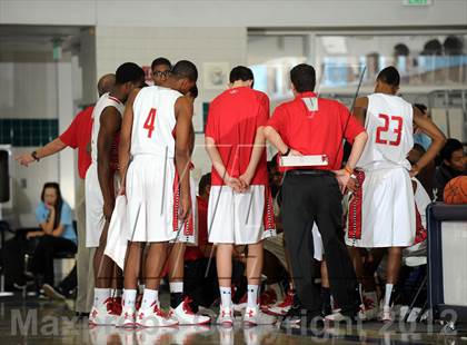 Thumbnail 1 in Miller vs. Fort Bend Travis (MaxPreps Holiday Classic) photogallery.