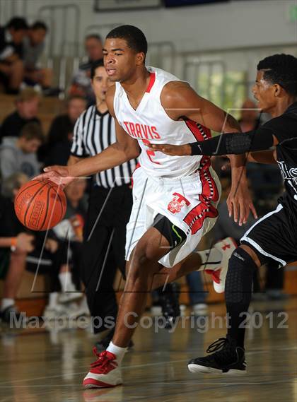 Thumbnail 1 in Miller vs. Fort Bend Travis (MaxPreps Holiday Classic) photogallery.