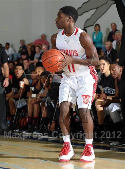 Thumbnail 2 in Miller vs. Fort Bend Travis (MaxPreps Holiday Classic) photogallery.