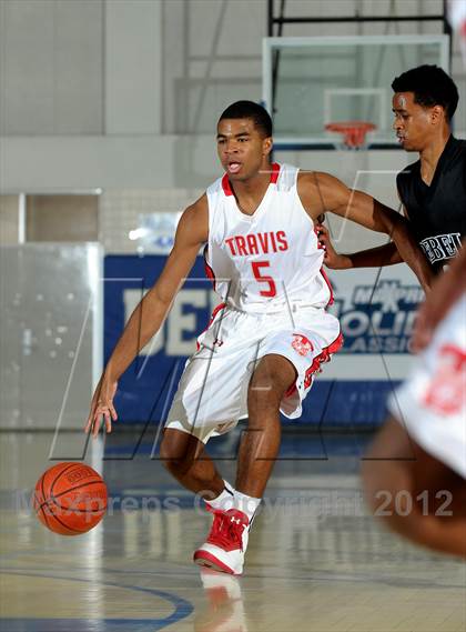 Thumbnail 1 in Miller vs. Fort Bend Travis (MaxPreps Holiday Classic) photogallery.
